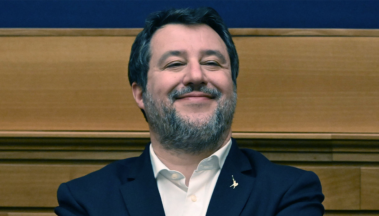 https://wips.plug.it/cips/notizie.virgilio.it/cms/2025/06/matteo-salvini-assolto-open-arms.jpg
