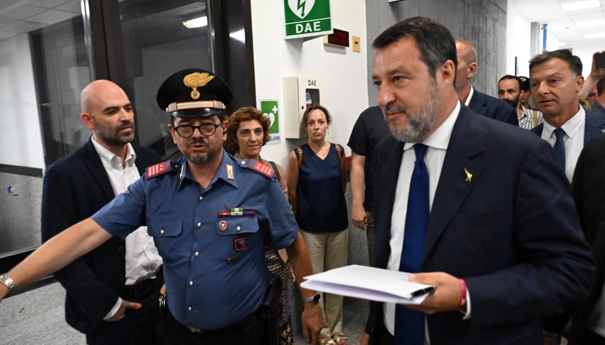 https://wips.plug.it/cips/notizie.virgilio.it/cms/2025/06/matteo-salvini-roberto-saviano-processo-diffamazione.jpg