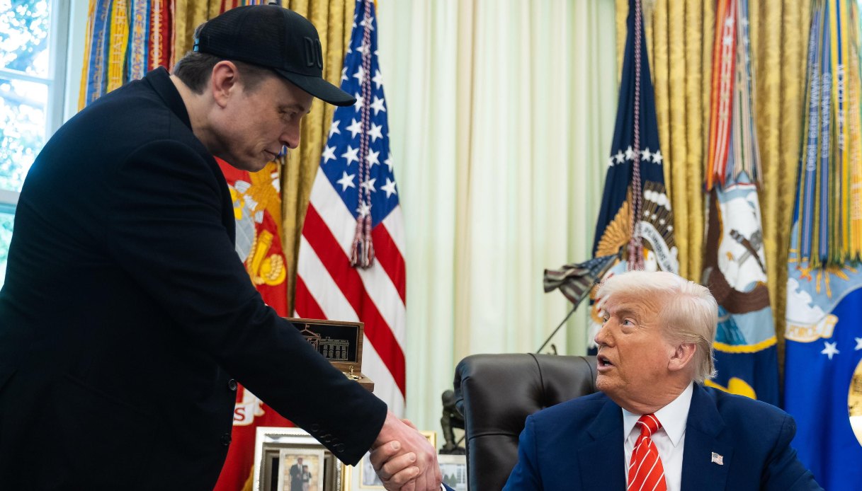 https://wips.plug.it/cips/notizie.virgilio.it/cms/2025/06/musk-trump-litigio.jpg