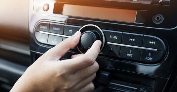 radio-fm-auto-agcom
