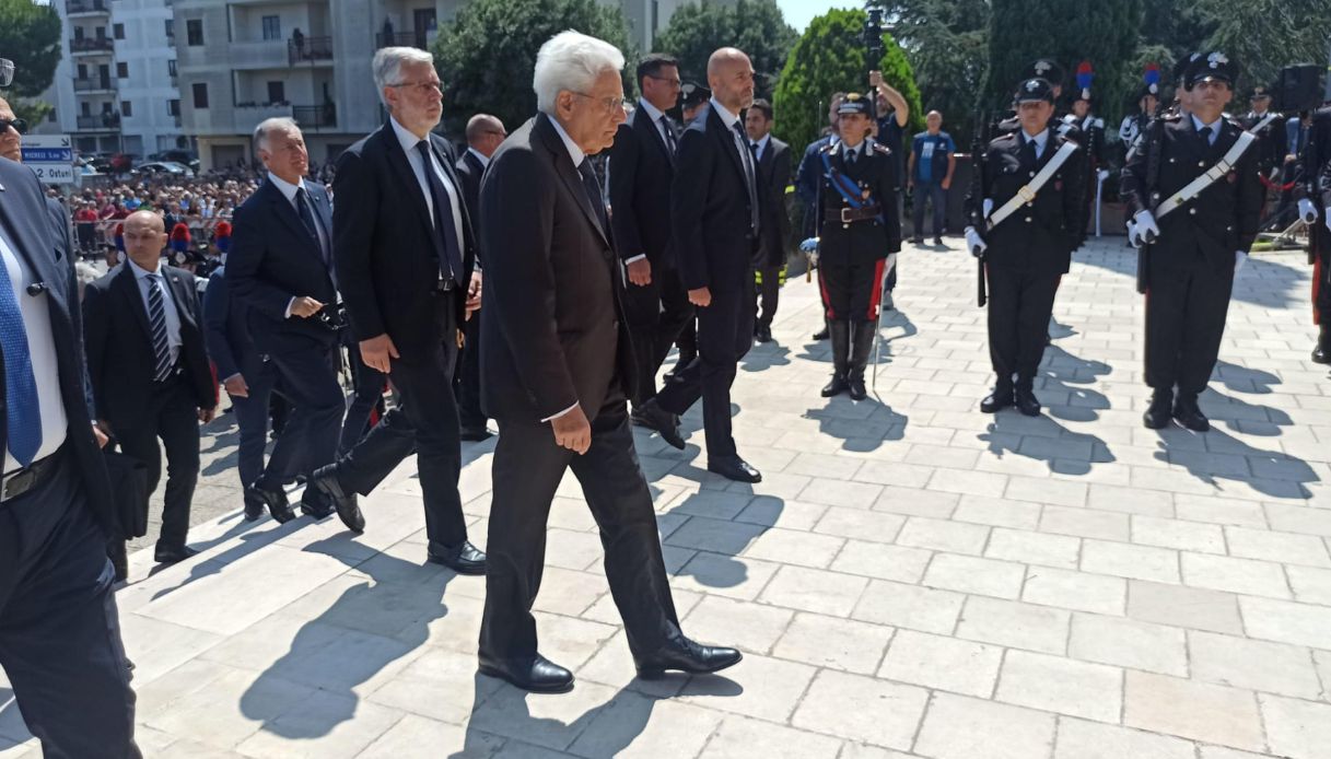 Sergio Mattarella funerali Legrottaglie carabiniere ucciso 