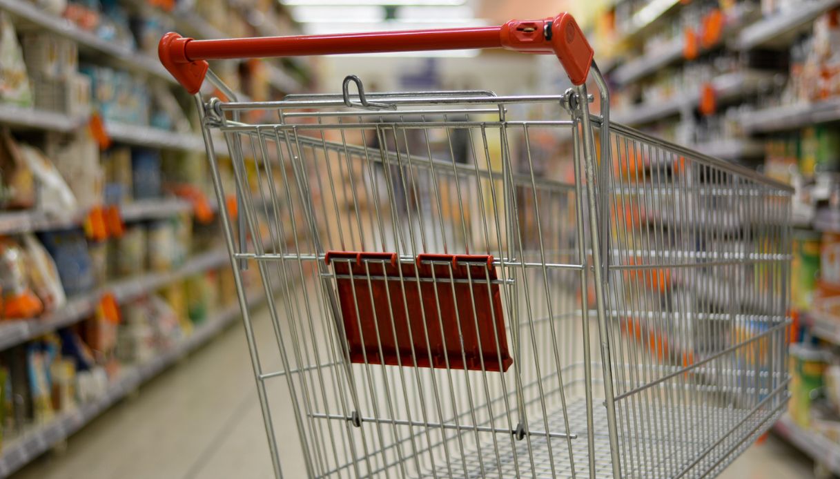 https://wips.plug.it/cips/notizie.virgilio.it/cms/2025/06/supermercati-aperti-2-giugno.jpg