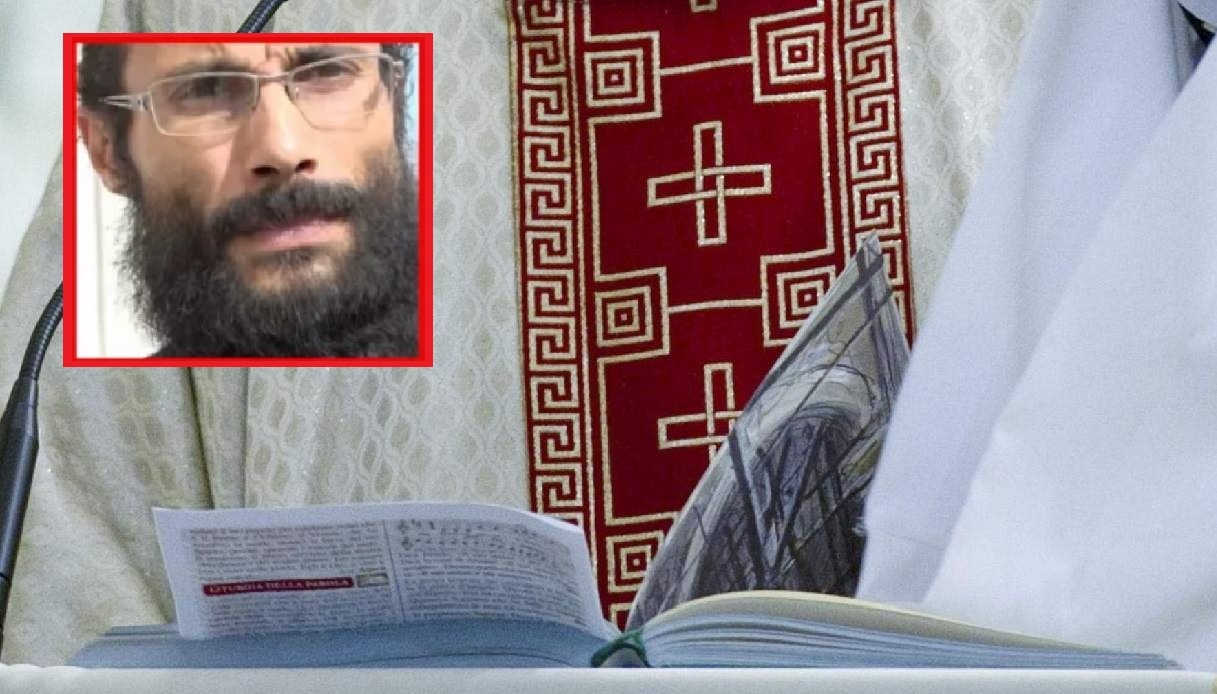 TSO per il santone Kadir Bouasrya a Miggiano dopo le minacce in chiesa durante la prima comunione TSO per il santone Kadir Bouasrya a Miggiano dopo le minacce in chiesa durante la prima comunione