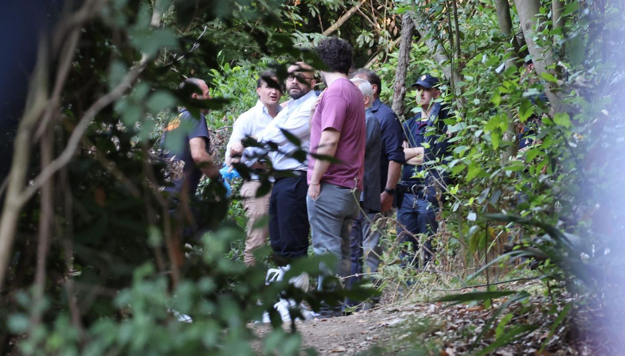 I cadaveri rinvenuti a Villa Pamphili erano madre e figlia, si cerca un uomo dell I cadaveri rinvenuti a Villa Pamphili erano madre e figlia, si cerca un uomo dell