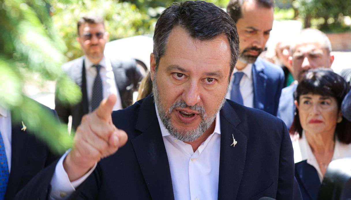 https://wips.plug.it/cips/notizie.virgilio.it/cms/2025/06/voli-radar-salvini.jpg