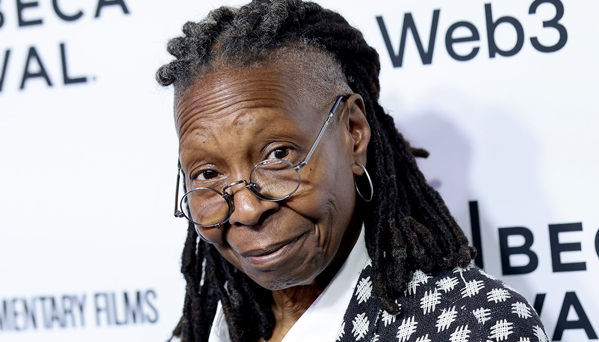 https://wips.plug.it/cips/notizie.virgilio.it/cms/2025/06/whoopi-goldberg-un-posto-al-sole.jpg