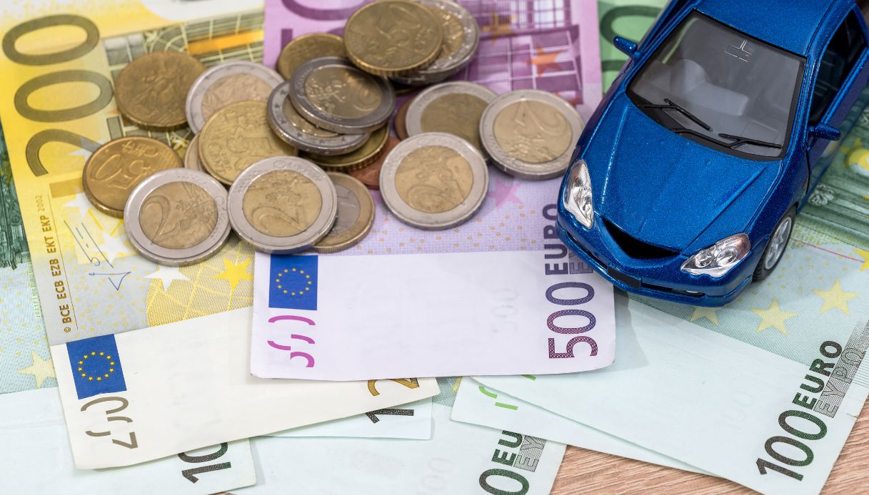 https://wips.plug.it/cips/notizie.virgilio.it/cms/2025/07/bollo-auto-2026.jpg