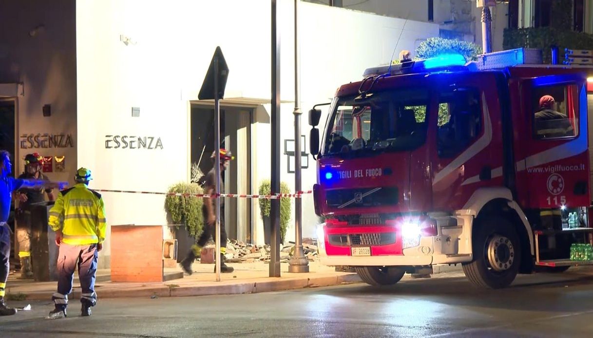 Vigili del fuoco a Terracina