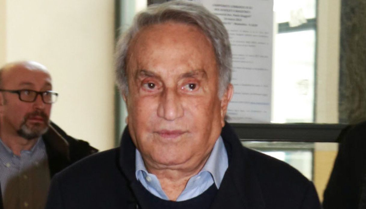 https://wips.plug.it/cips/notizie.virgilio.it/cms/2025/07/emilio-fede.jpg