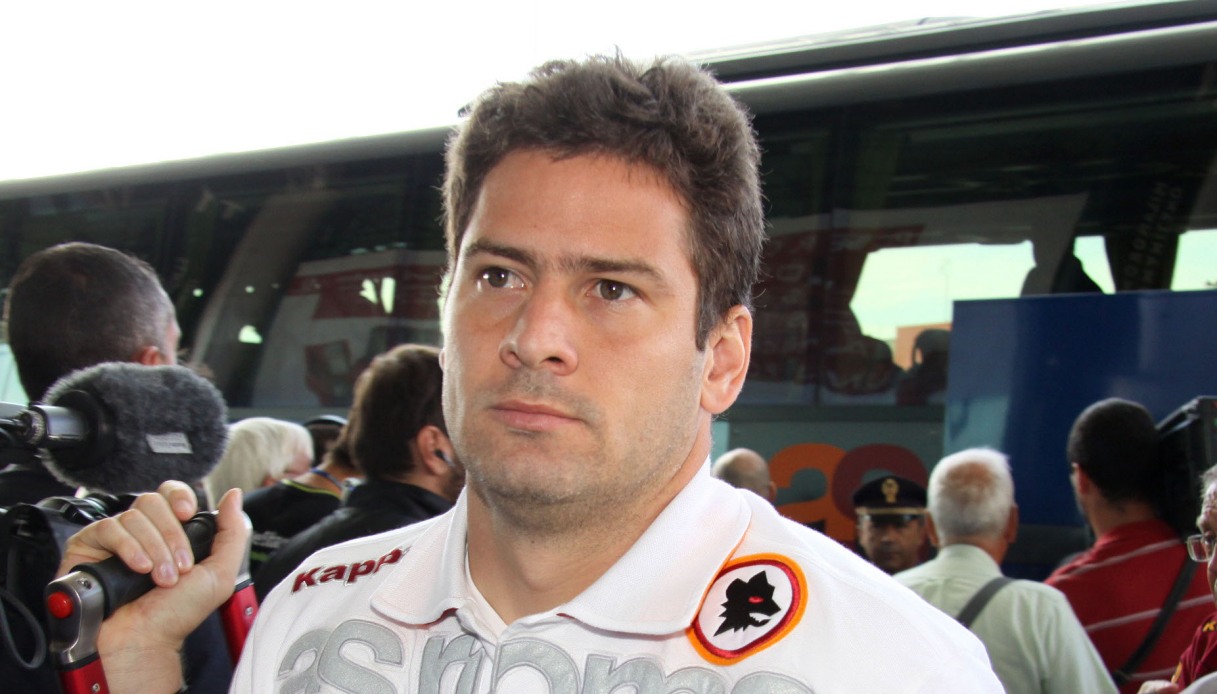 morto il figlio 15enne dell ex portiere della roma julio sergio da cinque anni combatteva contro un tumore