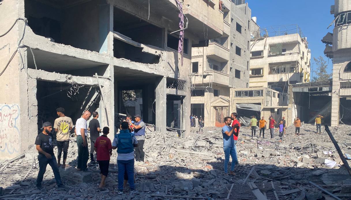 padre Gabriel Romanelli Gaza ferito chiesa Israele