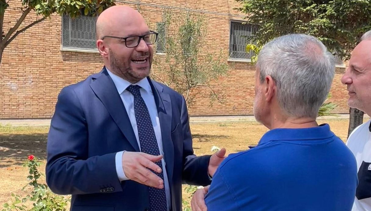 gianni alemanno rebibbia fontana