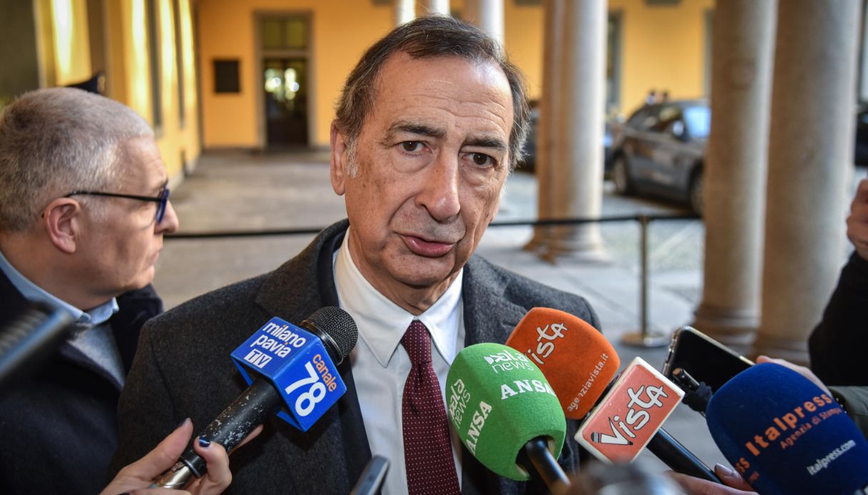 https://wips.plug.it/cips/notizie.virgilio.it/cms/2025/07/giuseppe-sala.jpg