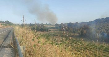 incendio cirò marina crotone