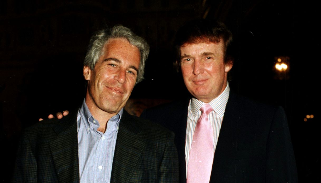 https://wips.plug.it/cips/notizie.virgilio.it/cms/2025/07/jeffrey-epstein-suicidio-donald-trump-video-fbi.jpg