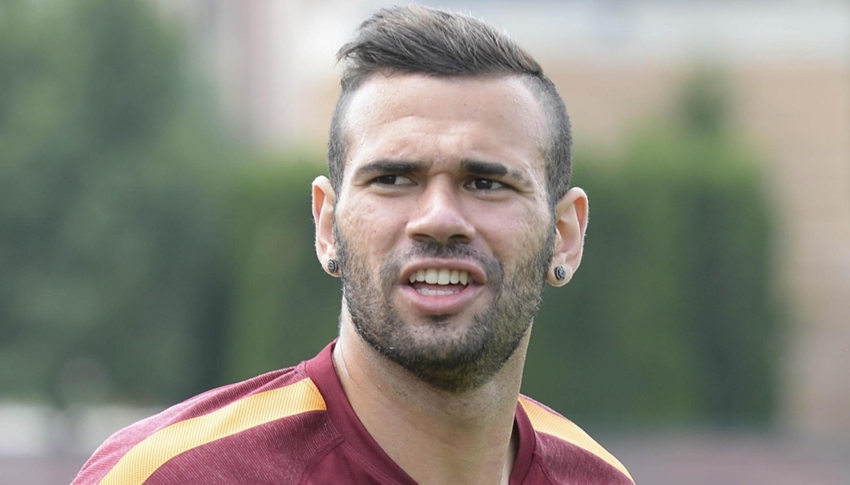 https://wips.plug.it/cips/notizie.virgilio.it/cms/2025/07/leandro-castan-roma-calciatore-tumore-spalletti.jpg
