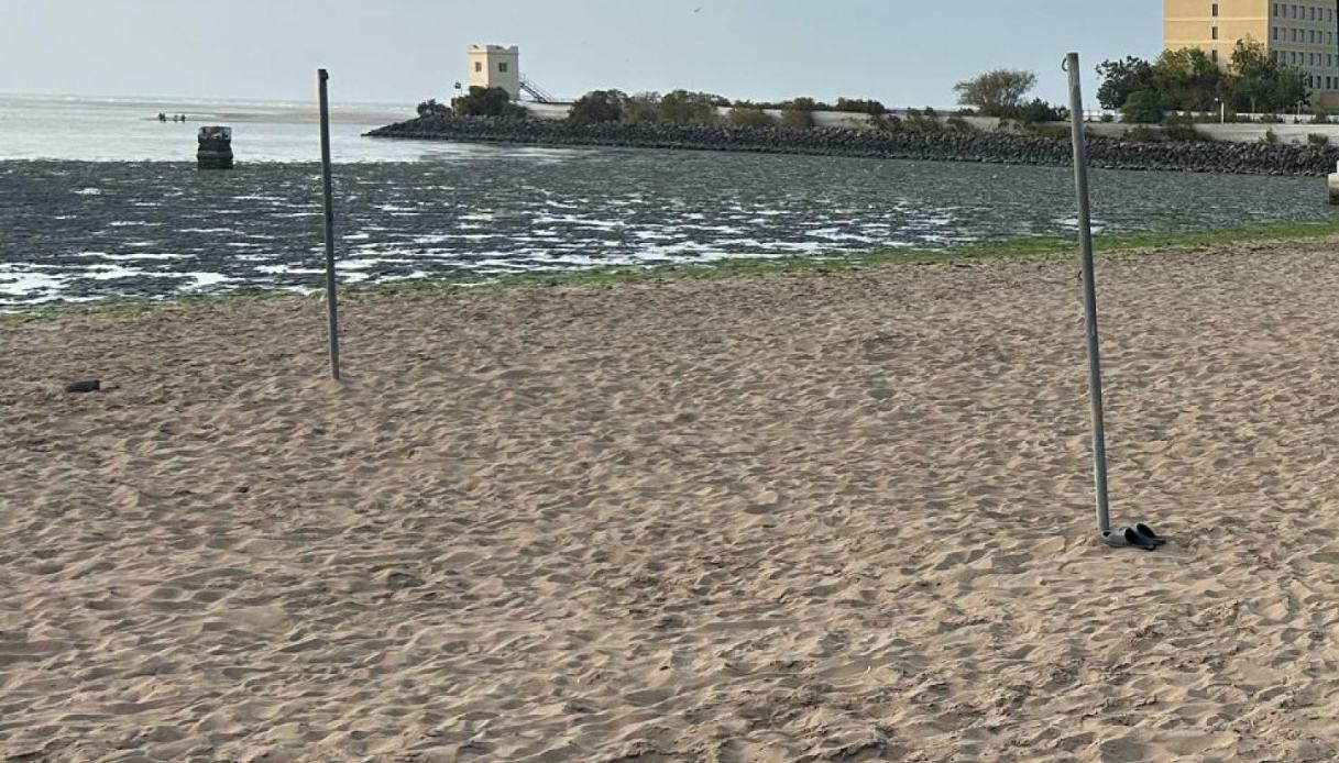 https://wips.plug.it/cips/notizie.virgilio.it/cms/2025/07/marina-di-grosseto-violenza-sessuale-abusi.jpg