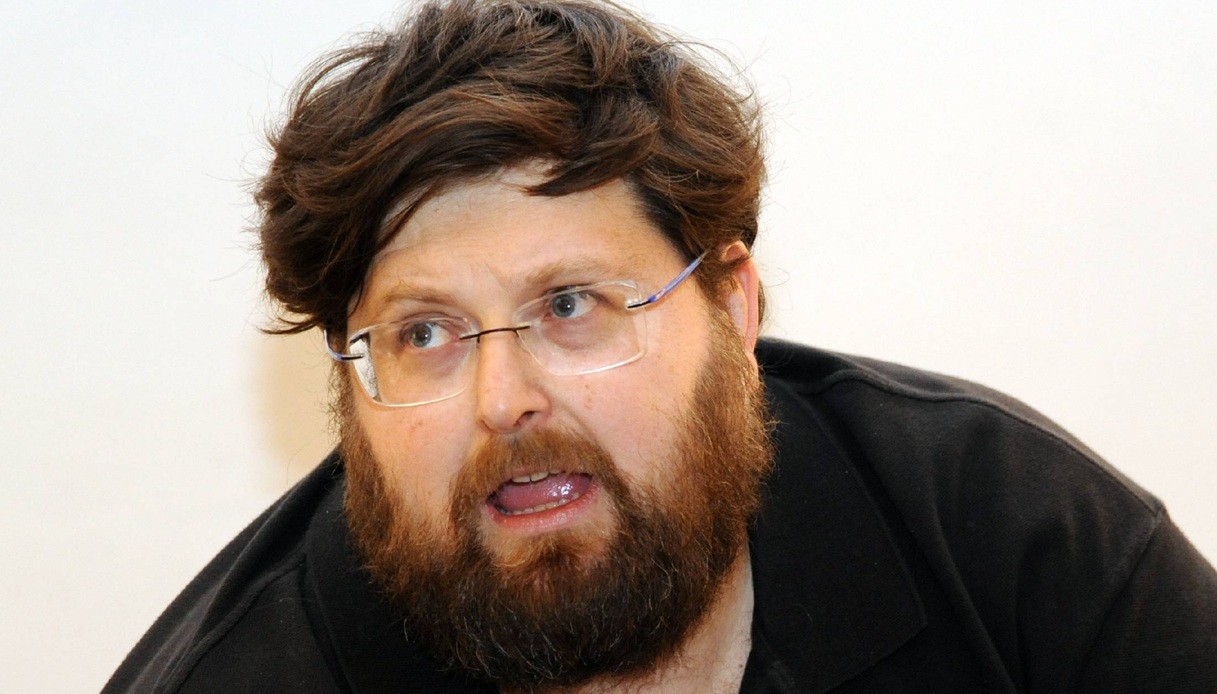 https://wips.plug.it/cips/notizie.virgilio.it/cms/2025/07/mario-adinolfi-corriere-della-sera-bodyshaming.jpg