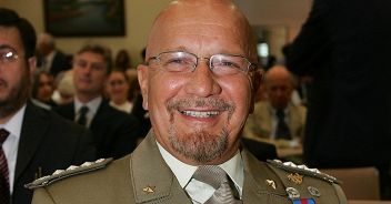 mauro-del-vecchio-generale-morto-senatore