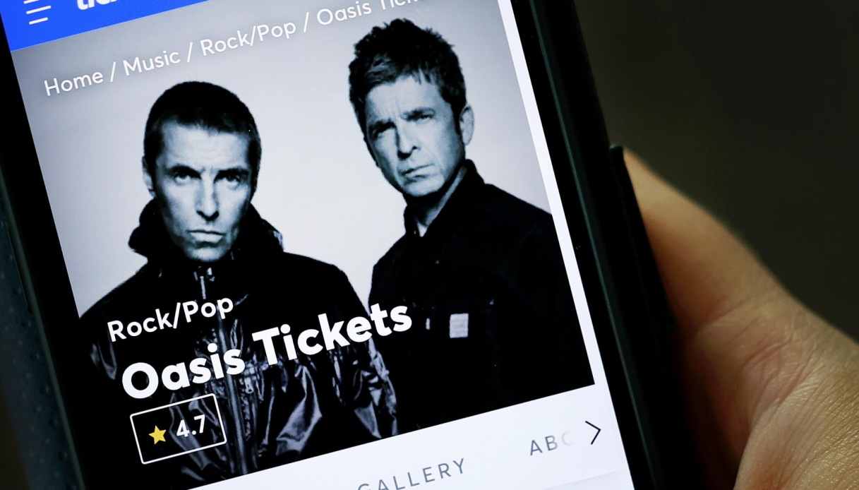 https://wips.plug.it/cips/notizie.virgilio.it/cms/2025/07/oasis-concerto.jpg