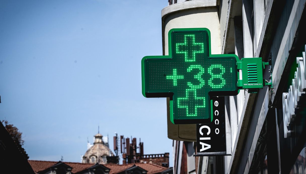 https://wips.plug.it/cips/notizie.virgilio.it/cms/2025/07/ordinanza-caldo-lombardia.jpg