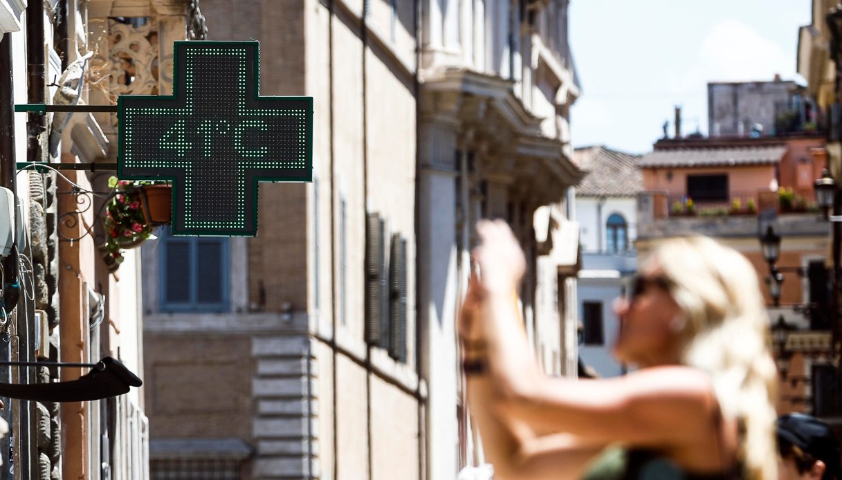 https://wips.plug.it/cips/notizie.virgilio.it/cms/2025/07/ordinanza-lavoro-caldo-lombardia.jpg