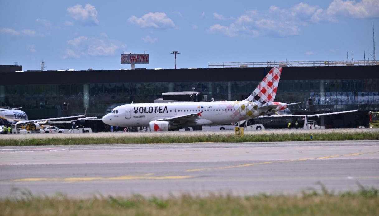 Andrea Russo morto risucchiato aereo Orio al Serio