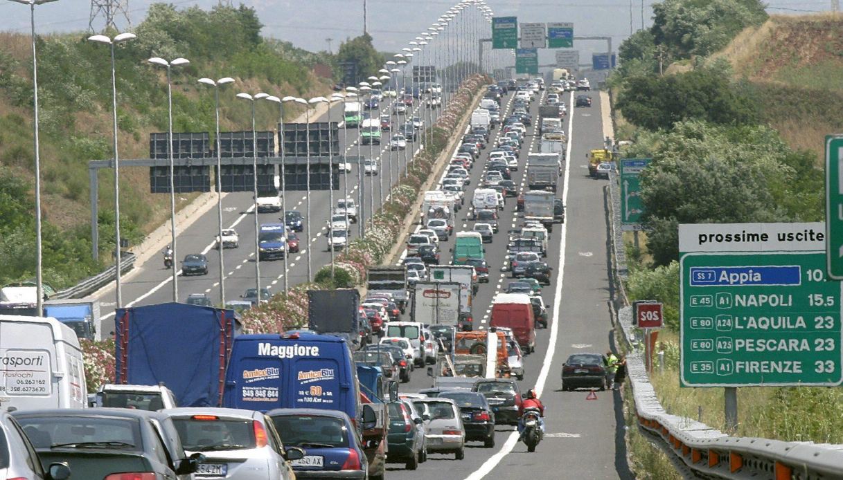 https://wips.plug.it/cips/notizie.virgilio.it/cms/2025/07/pedaggi-autostrade-salvini.jpg