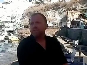 Polemica per lo scontrino da 923 euro a Ponza, le critiche al ristoratore per il prezzo dell'aragosta