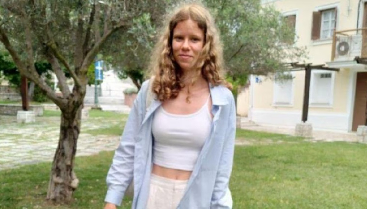 Ragazza ucraina 18enne scomparsa da Carovigno vicino Brindisi, stava effettuando uno stage: ricerche in corso Ragazza ucraina 18enne scomparsa da Carovigno vicino Brindisi, stava effettuando uno stage: ricerche in corso