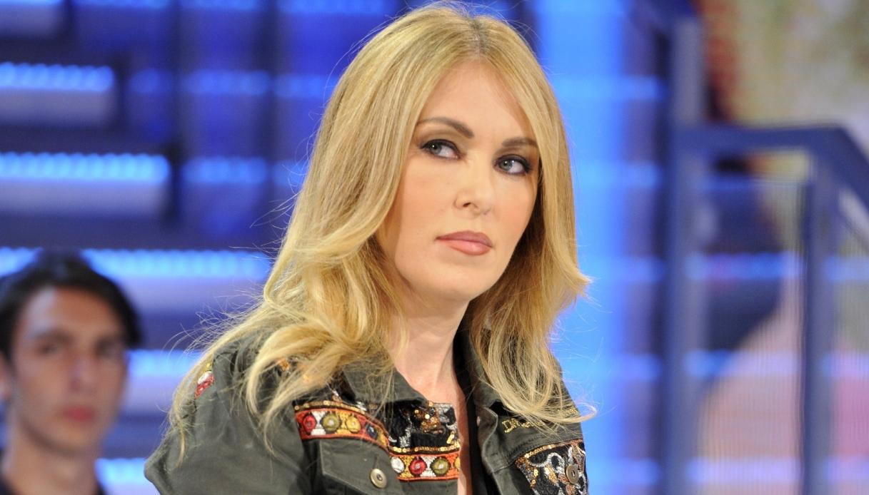 Su Garlasco Roberta Bruzzone attacca: "Farneticazioni", la sua convinzione su chi ha ucciso Chiara Poggi Su Garlasco Roberta Bruzzone attacca: "Farneticazioni", la sua convinzione su chi ha ucciso Chiara Poggi