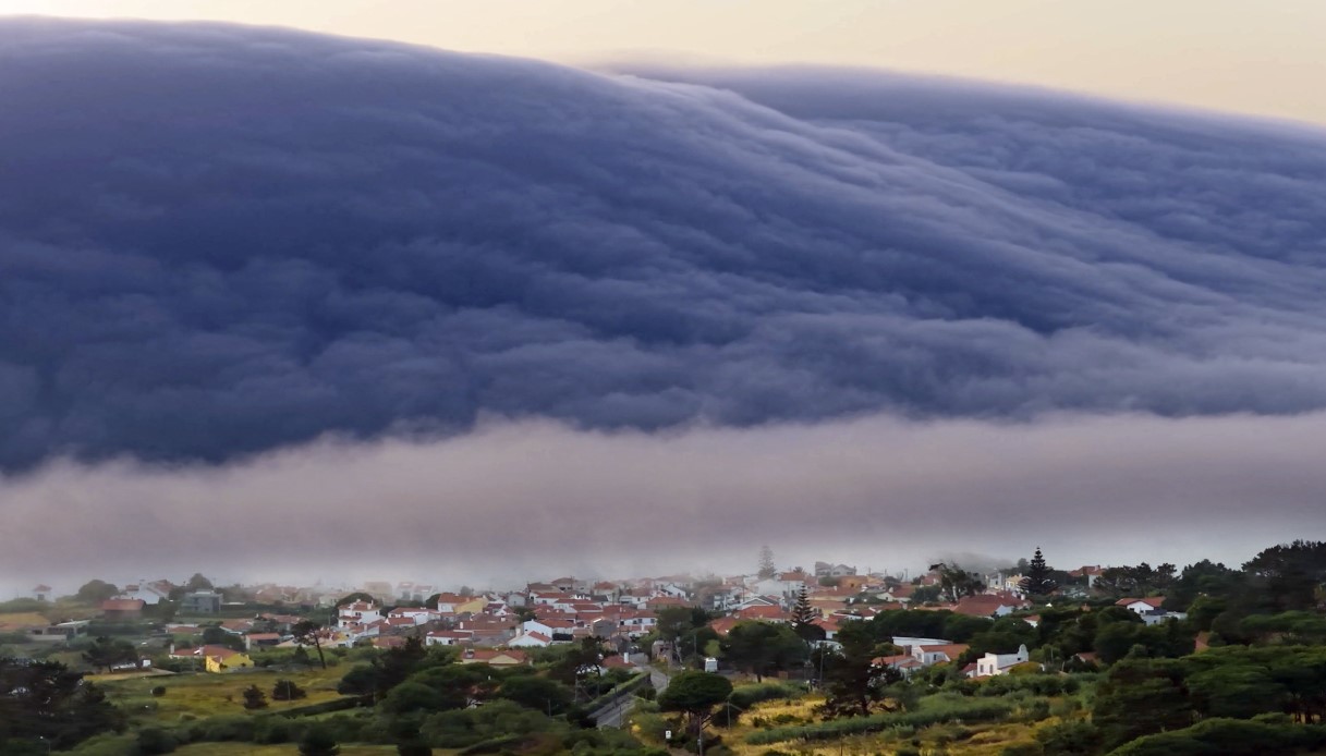 Roll cloud