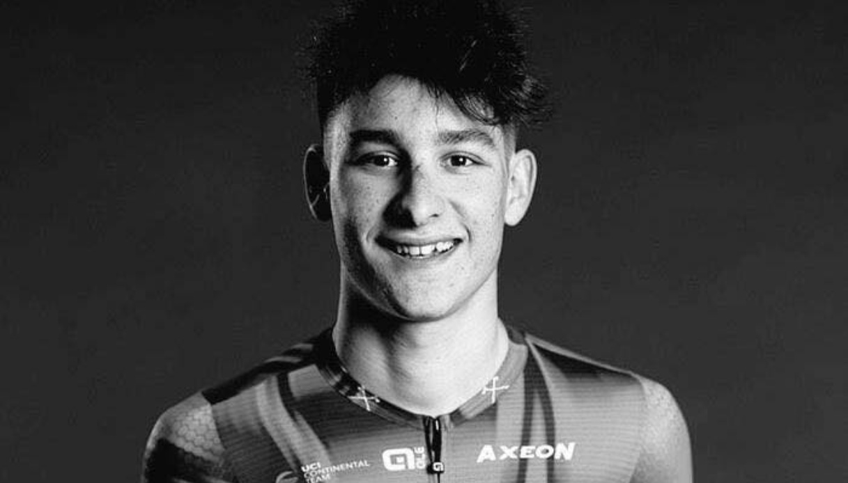 Il ciclista Samuele Privitera morto a 19 anni dopo la caduta a Pontey in Valle d Il ciclista Samuele Privitera morto a 19 anni dopo la caduta a Pontey in Valle d