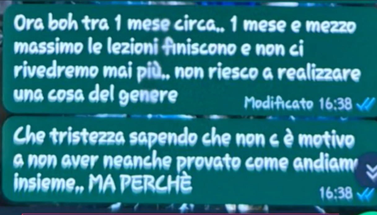 Screenshot dei messaggi di Stefano Argentino a se stesso nel servizio di Morning News