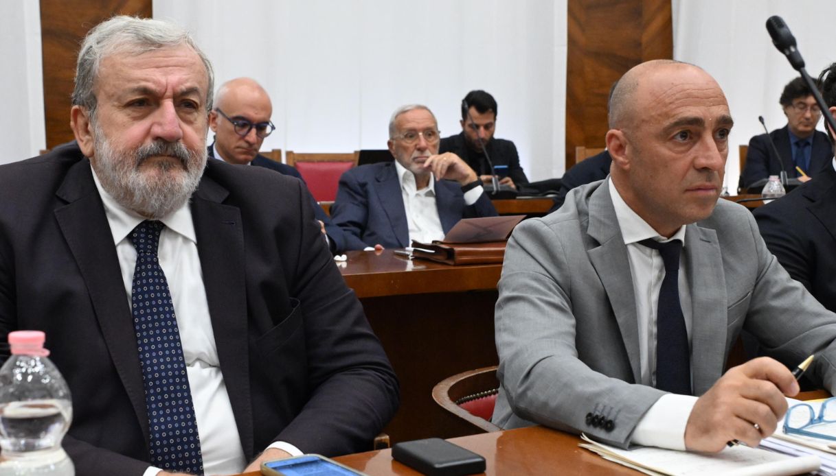 sindaco taranto piero bitetti ex ilva dimissioni
