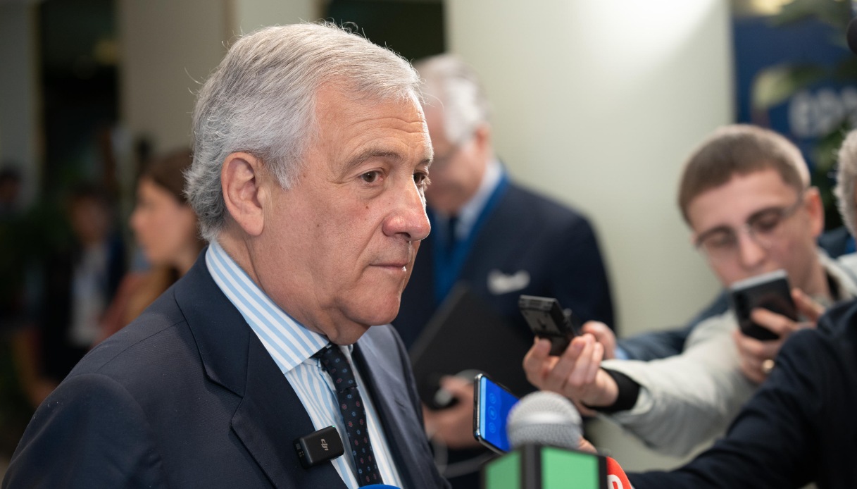 https://wips.plug.it/cips/notizie.virgilio.it/cms/2025/07/tajani-ius-scholae.jpg