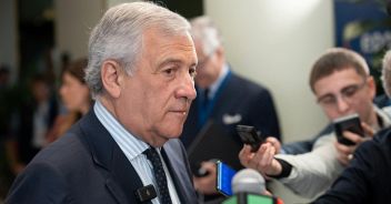 tajani-ius-scholae