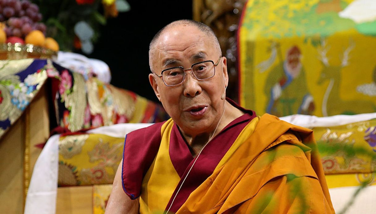 https://wips.plug.it/cips/notizie.virgilio.it/cms/2025/07/tibet-successore-dalai-lama-cina.jpg