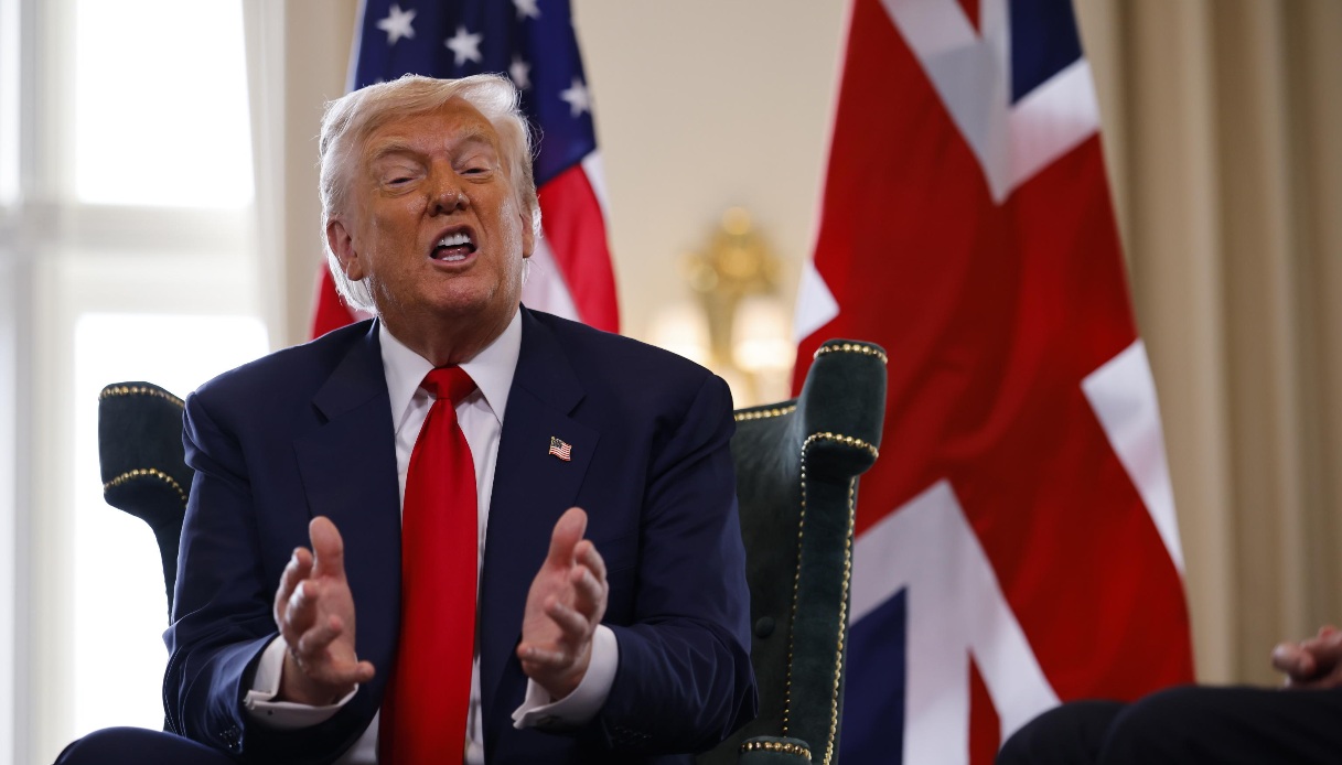 https://wips.plug.it/cips/notizie.virgilio.it/cms/2025/07/trump-ultimatum-putin-accordo-pace.jpg