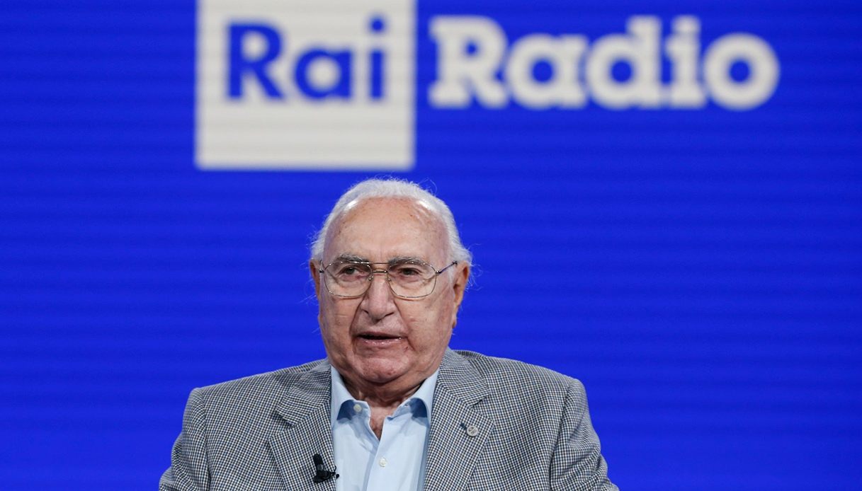 Pippo Baudo negli studi Rai
