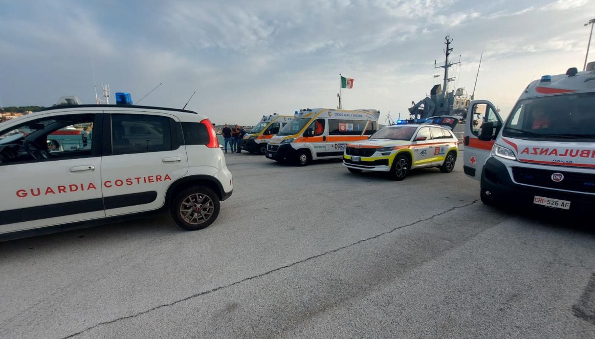 ancona barca motore