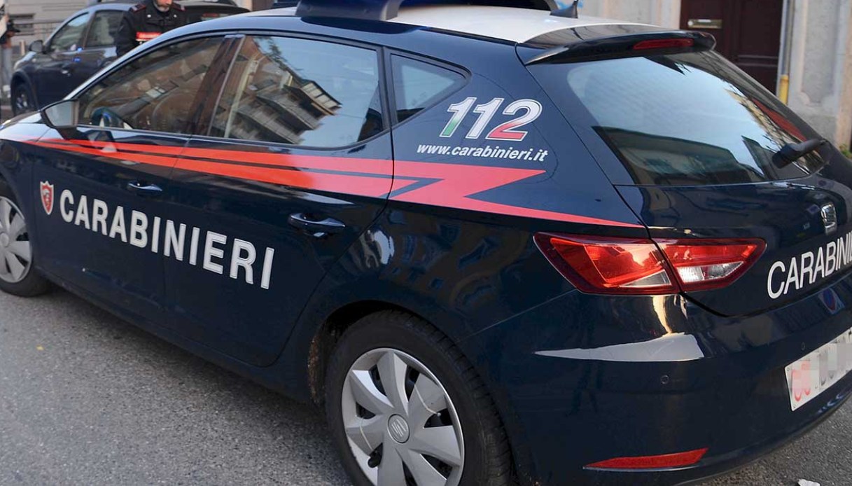 Accoltella la moglie ad Avezzano vicino L Accoltella la moglie ad Avezzano vicino L