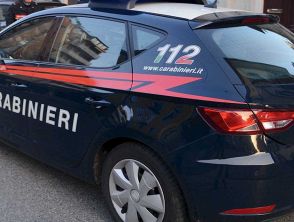 Accoltella la moglie ad Avezzano vicino L'Aquila e scappa, 47enne fermato a Roma dopo l'aggressione per strada