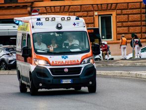 Bambino di 4 anni ricoverato in rianimazione per un colpo di calore in Sardegna, era nell'auto dei genitori