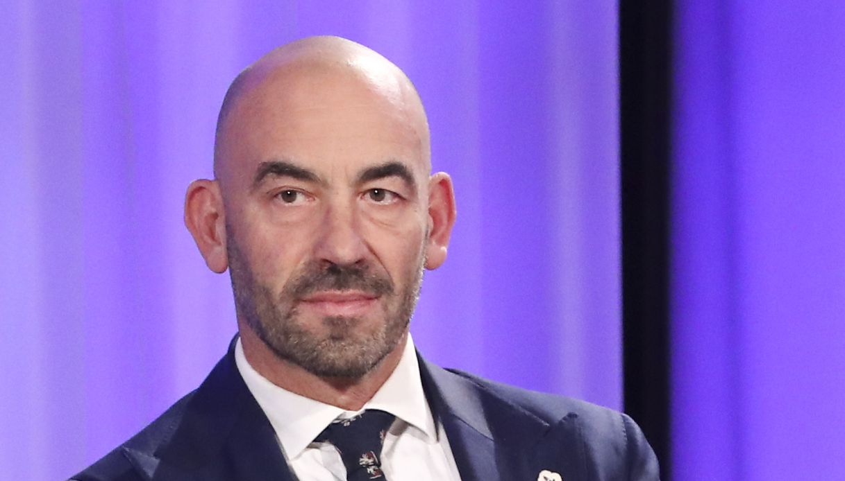 https://wips.plug.it/cips/notizie.virgilio.it/cms/2025/08/bassetti-nitag-vaccini.jpg