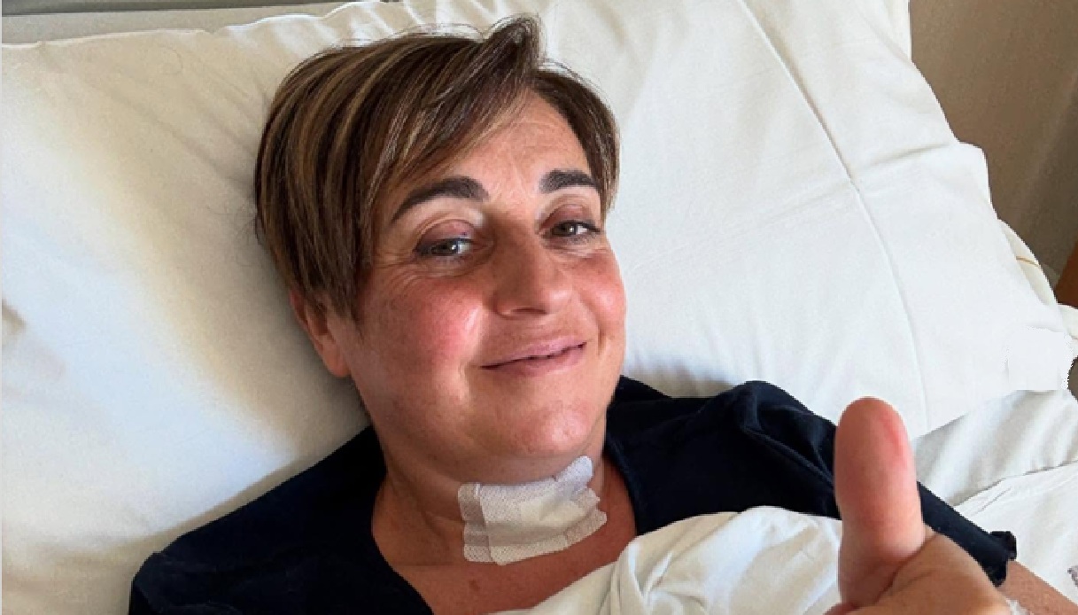 https://wips.plug.it/cips/notizie.virgilio.it/cms/2025/08/benedetta-rossi-nodulo-tiroide-ospedale-operazione.jpg