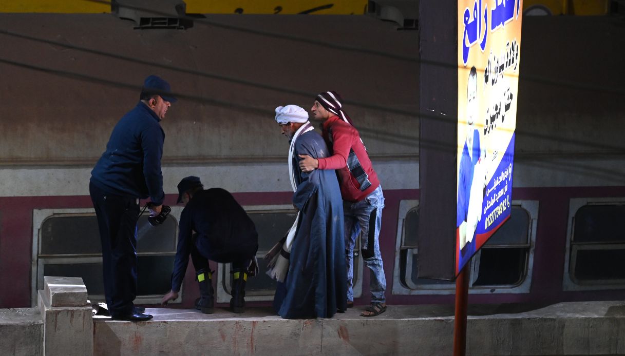 Bimbo di 10 anni del Piacentino muore in Egitto travolto da un treno: era in vacanza con la famiglia Bimbo di 10 anni del Piacentino muore in Egitto travolto da un treno: era in vacanza con la famiglia