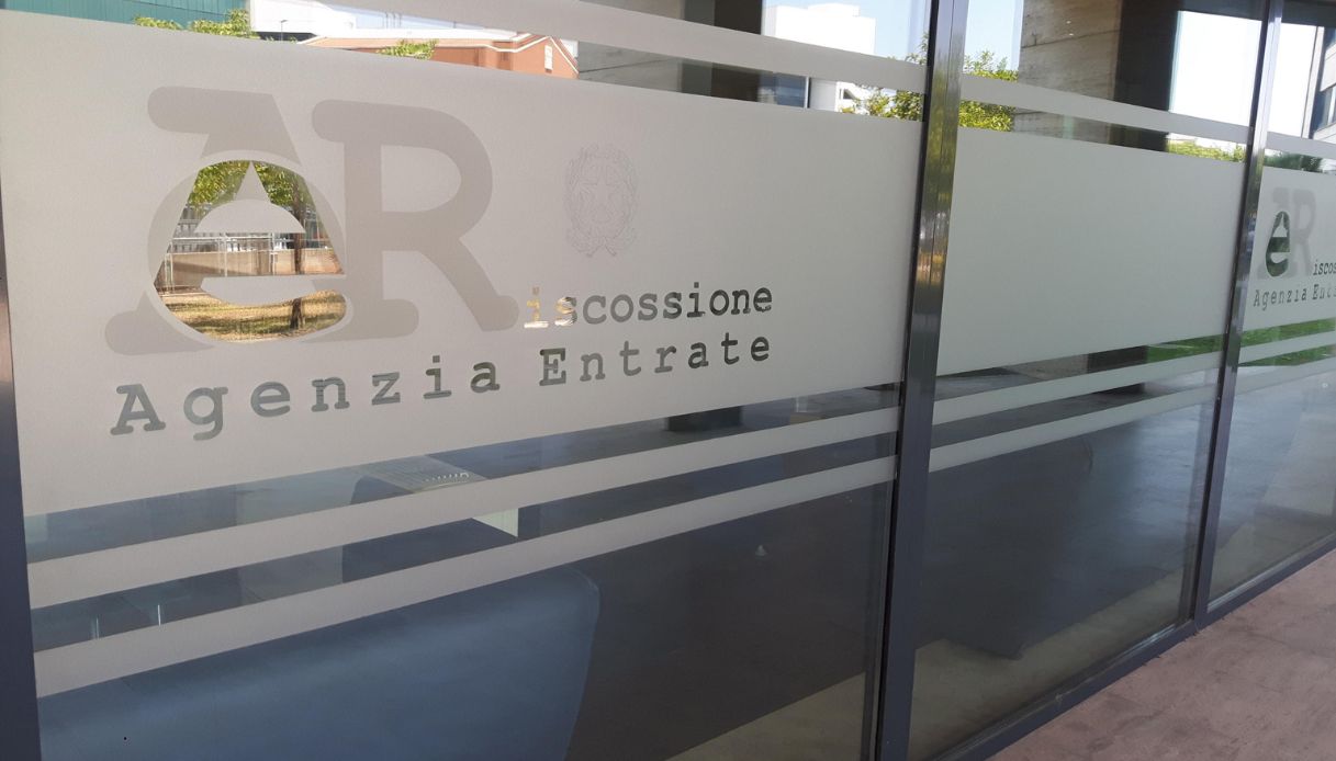 https://wips.plug.it/cips/notizie.virgilio.it/cms/2025/08/concorso-agenzia-entrate.jpg