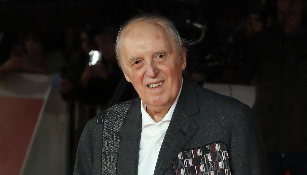 https://wips.plug.it/cips/notizie.virgilio.it/cms/2025/08/dario-argento-ricoverato.jpg