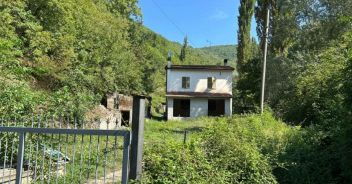 enza-della-gatti-arrone-morte